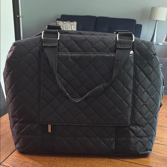 Black Quilted Travel Bag - Picture 2 of 3